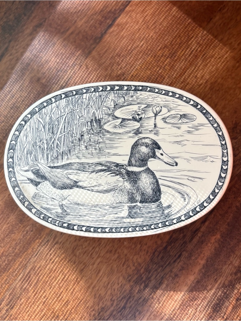 Vintage Kovago 1987 Scrimshaw Style Duck Trinket Box Etched Resin 5.5”